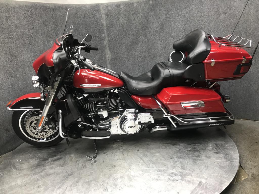 Salvage 2011 HarleyDavidson FLHTK Argo Cycles & Auto