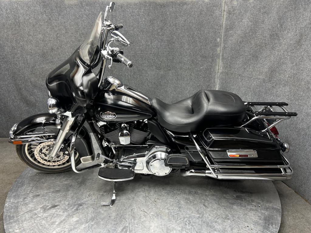 2010 Harley-Davidson FLHTCUI