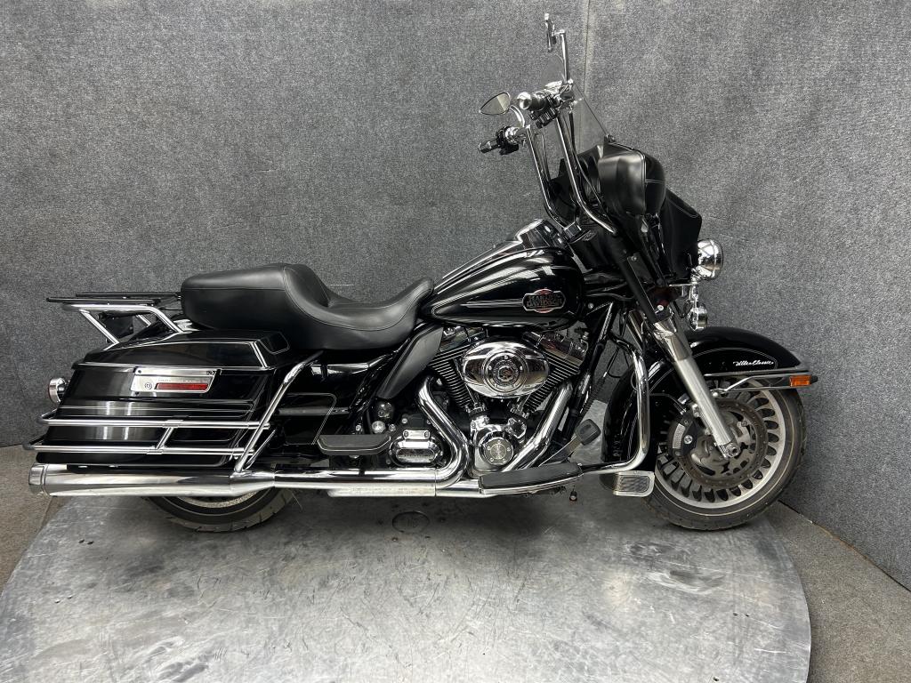 2010 Harley-Davidson FLHTCUI
