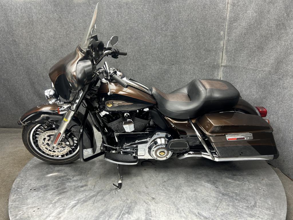 2013 Harley-Davidson FLHTK