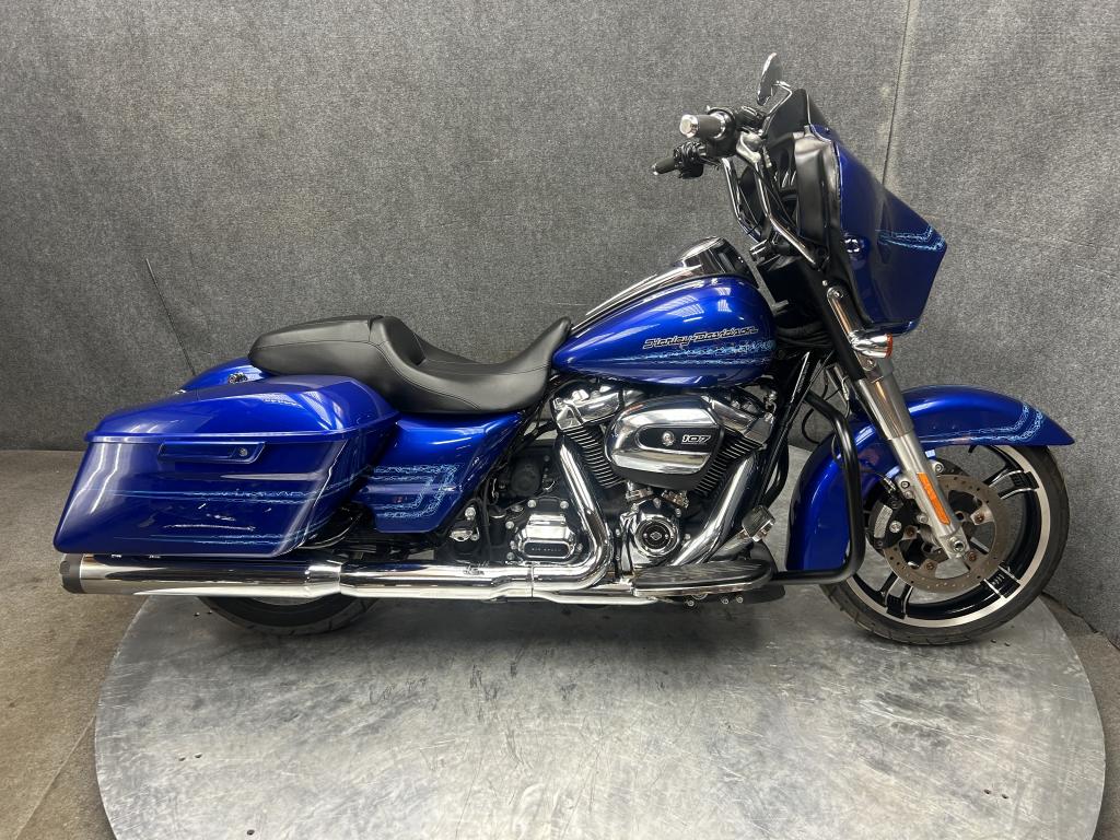 2019 Harley-Davidson FLHX