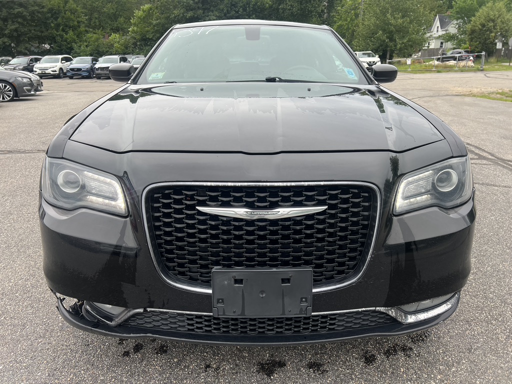 2016 Chrysler 300S