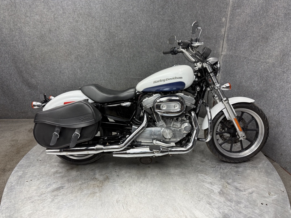 2015 Harley-Davidson XL 883L