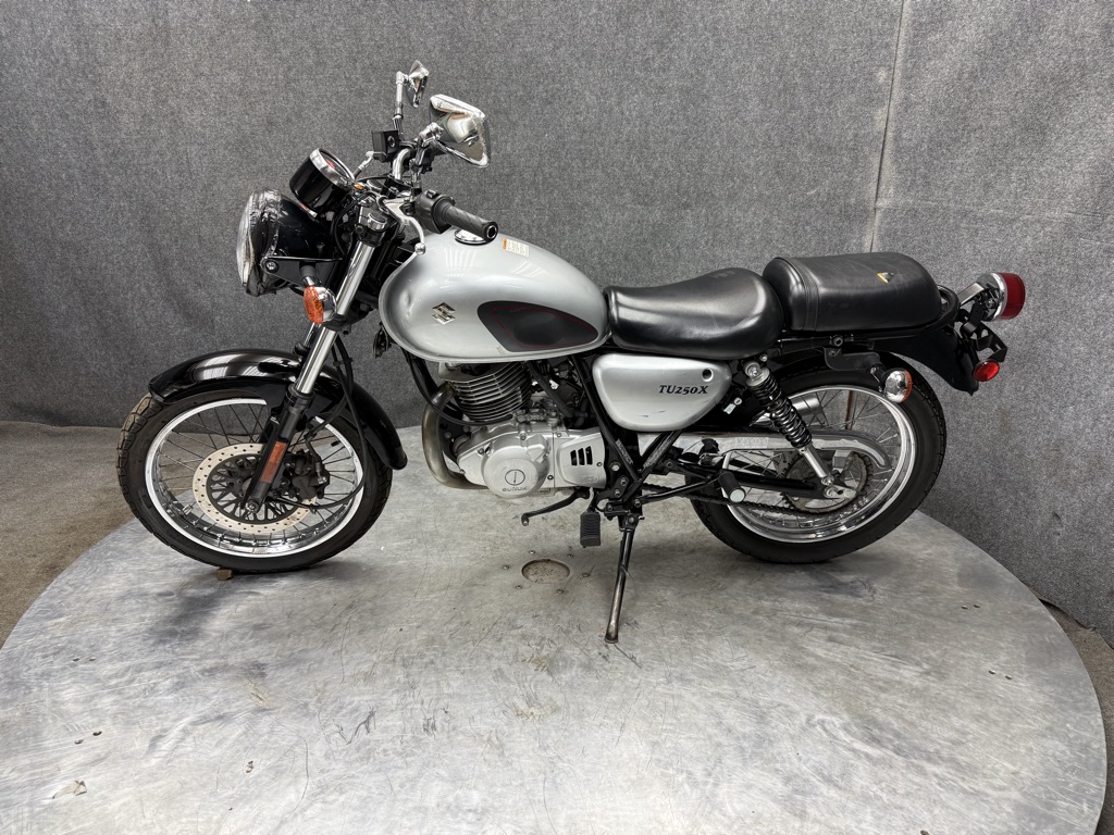 2015 Suzuki TU250