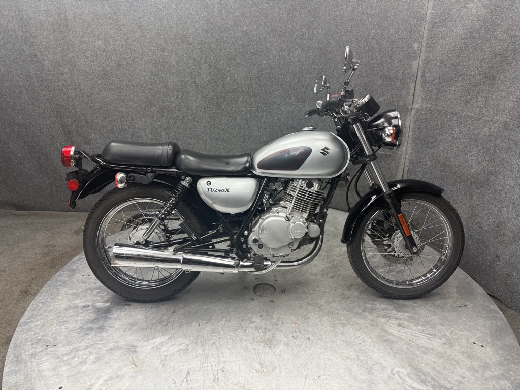 2015 Suzuki TU250