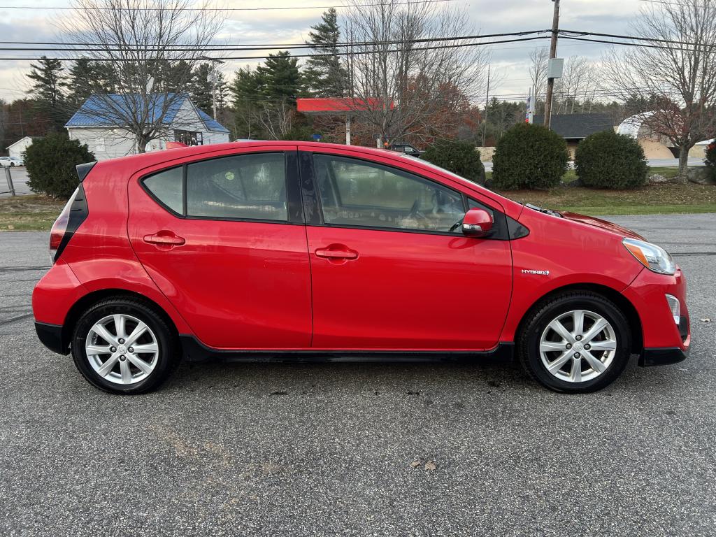 2017 Toyota Prius c One