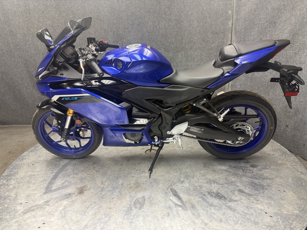 2025 Yamaha YZF 320