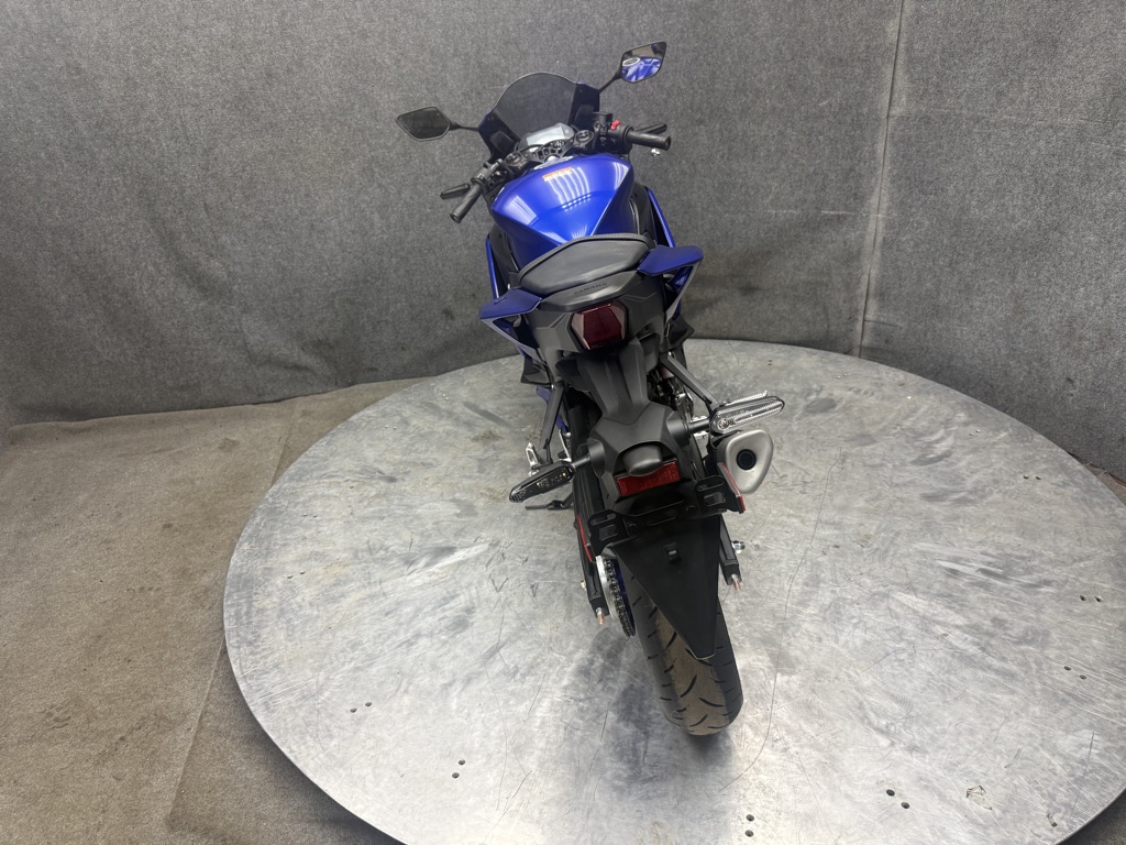 2025 Yamaha YZF 320