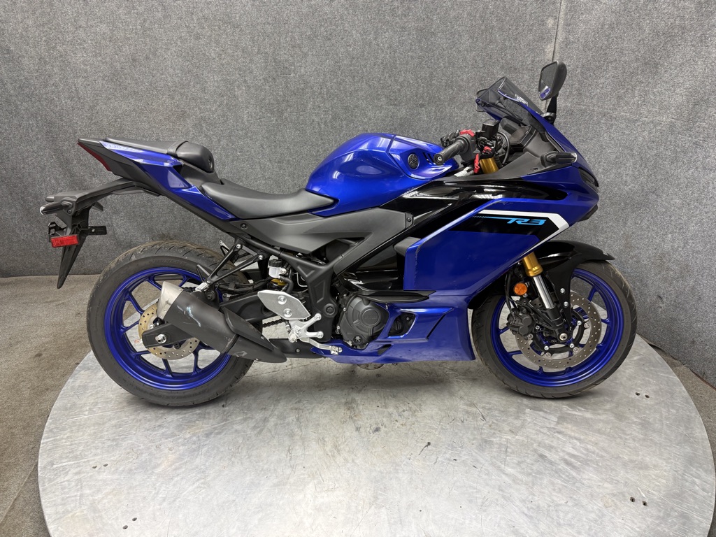 2025 Yamaha YZF 320