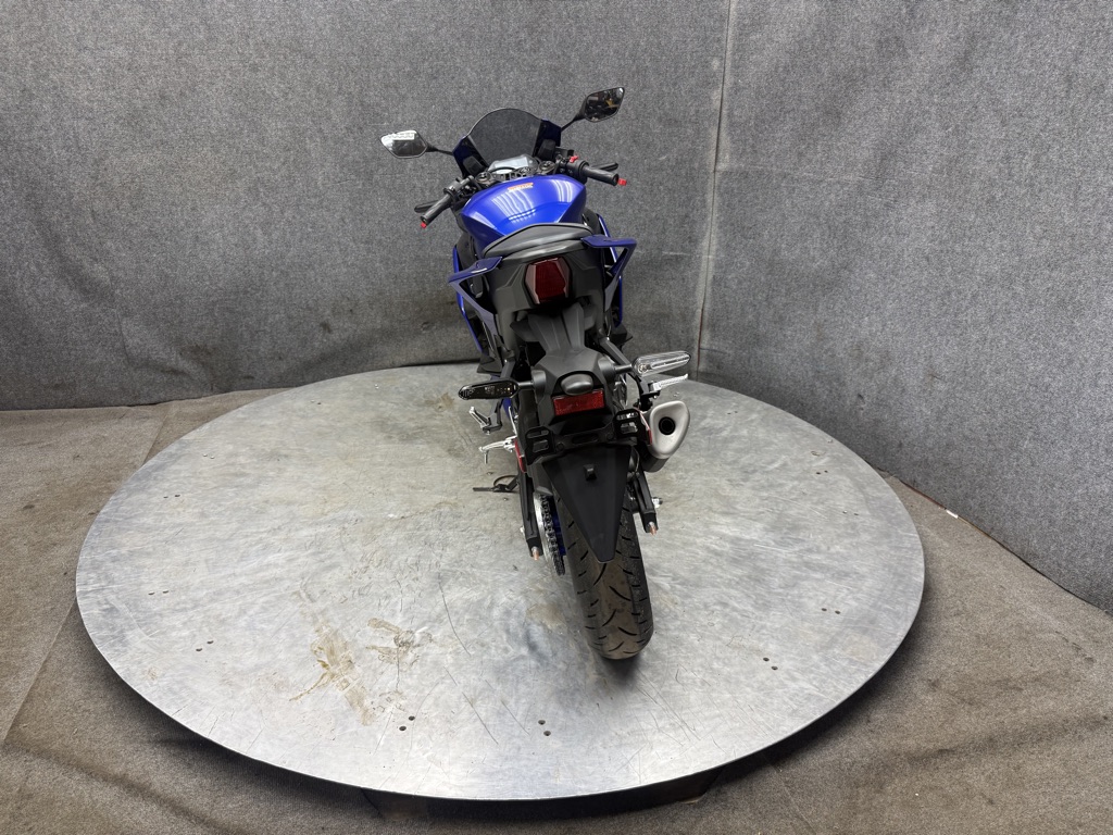 2025 Yamaha YZF 320