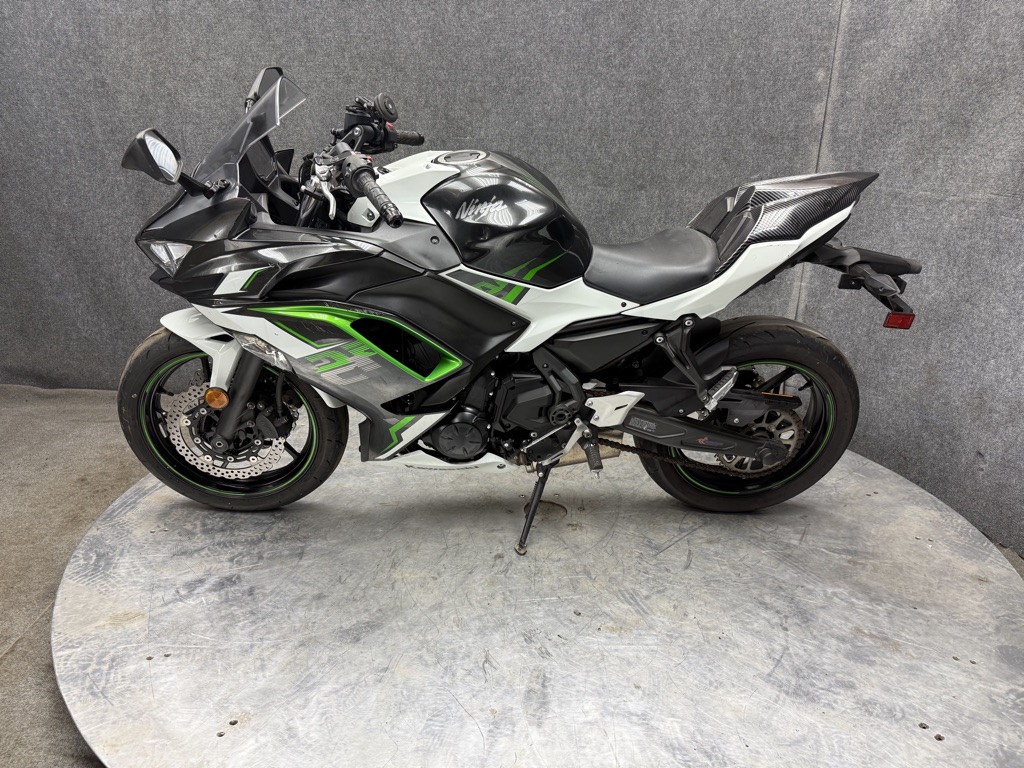 2022 Kawasaki Ninja 650