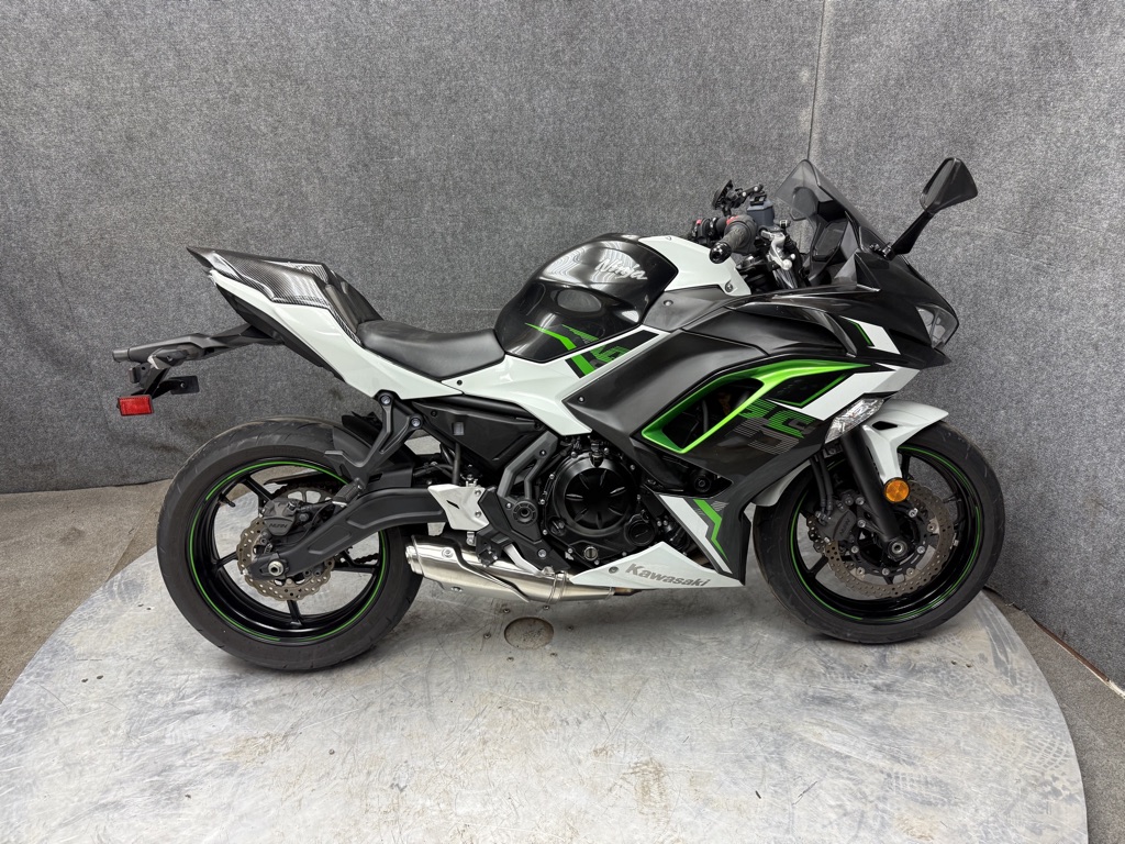 2022 Kawasaki Ninja 650