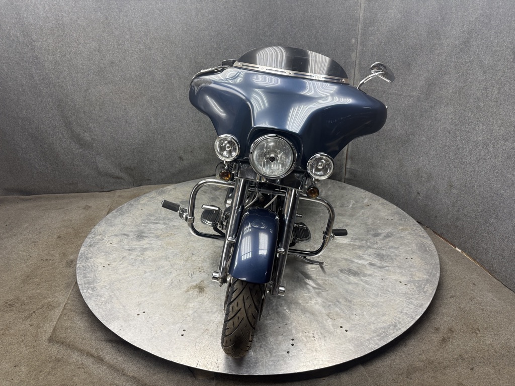 2009 Harley-Davidson FLHX