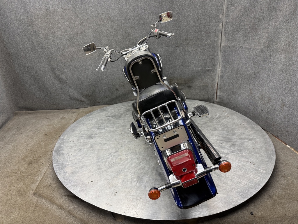 2001 Suzuki Intruder LC