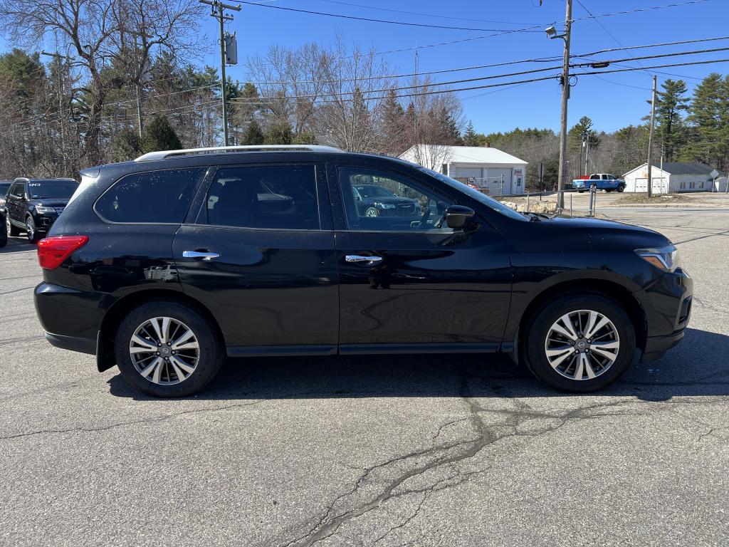 2017 Nissan Pathfinder