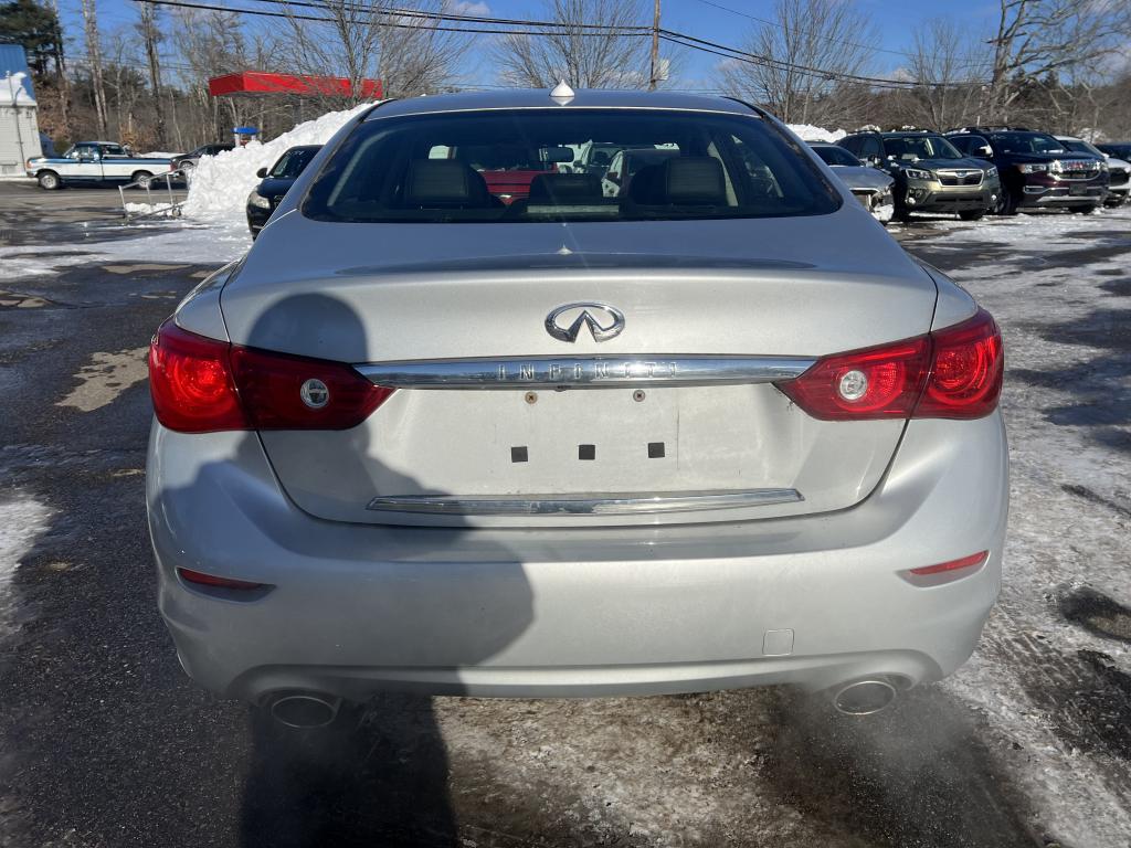 2015 Infiniti Q50