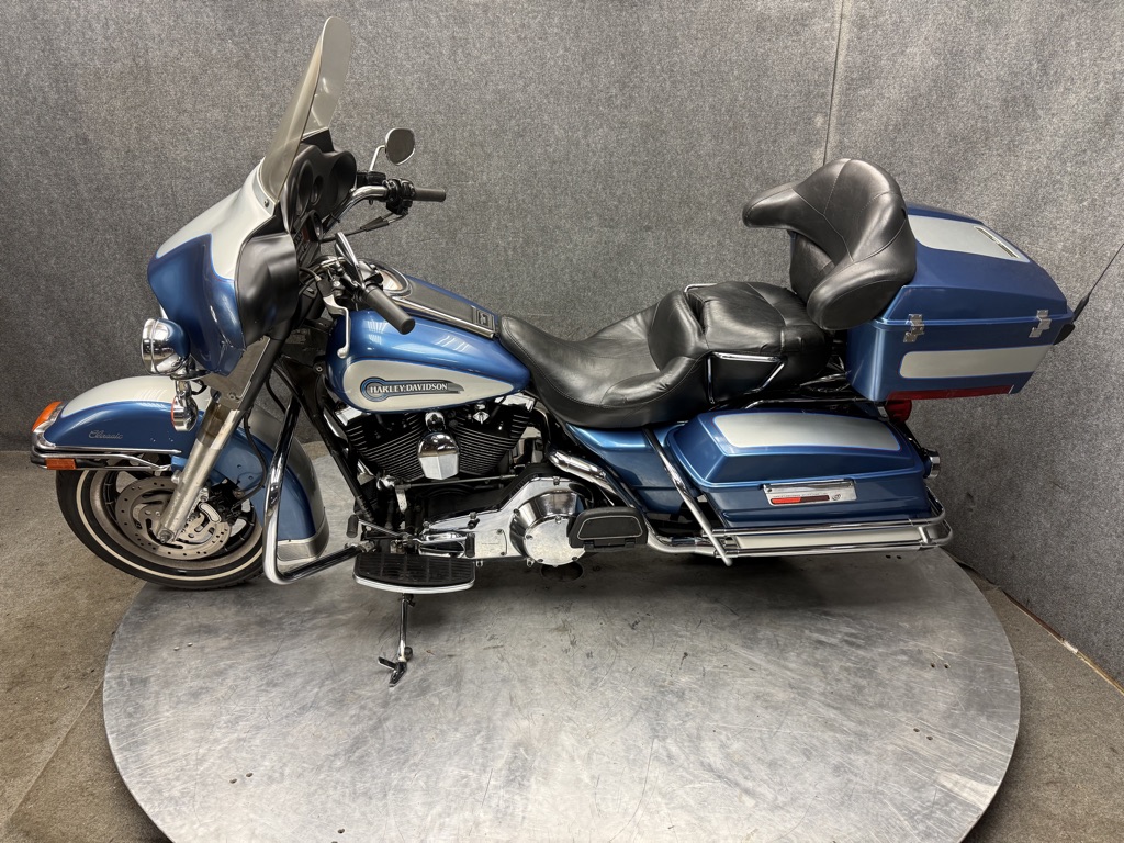 2005 Harley-Davidson FLHTC