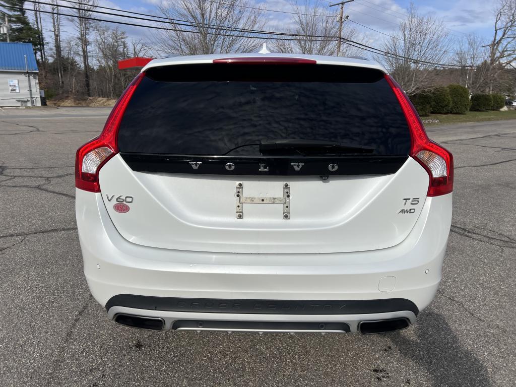 2018 Volvo V60 Cross Country