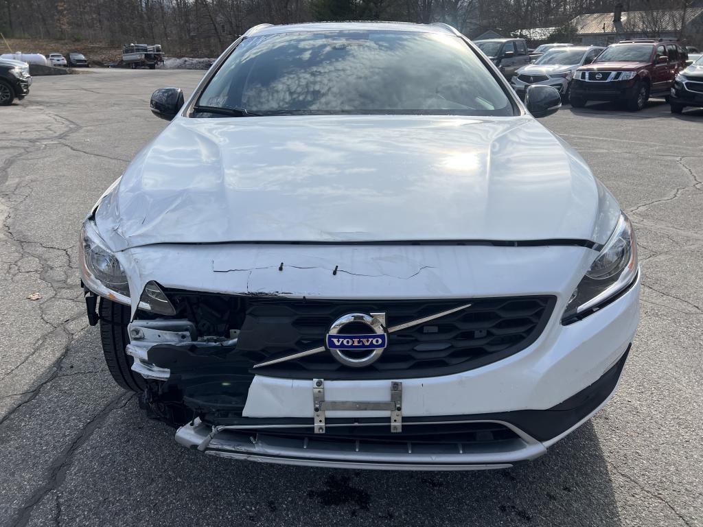 2018 Volvo V60 Cross Country