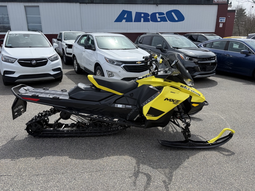 2023 Ski-Doo Backcountry X 850 E-TEC