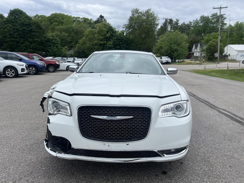 2019 Chrysler 300C