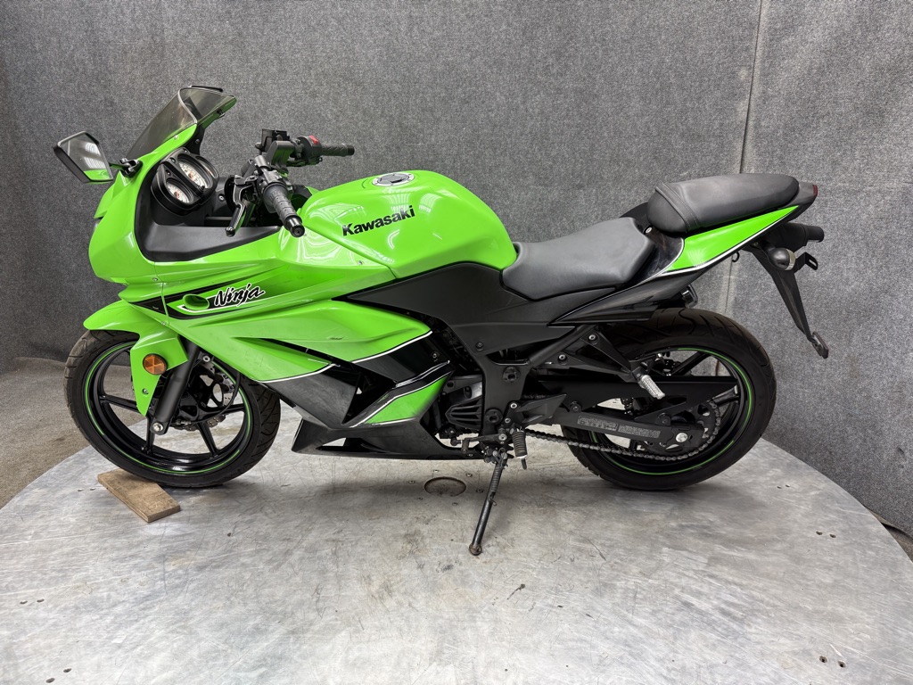 2011 Kawasaki EX250