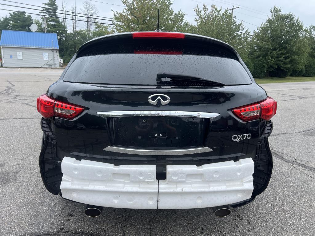 2017 Infiniti QX70
