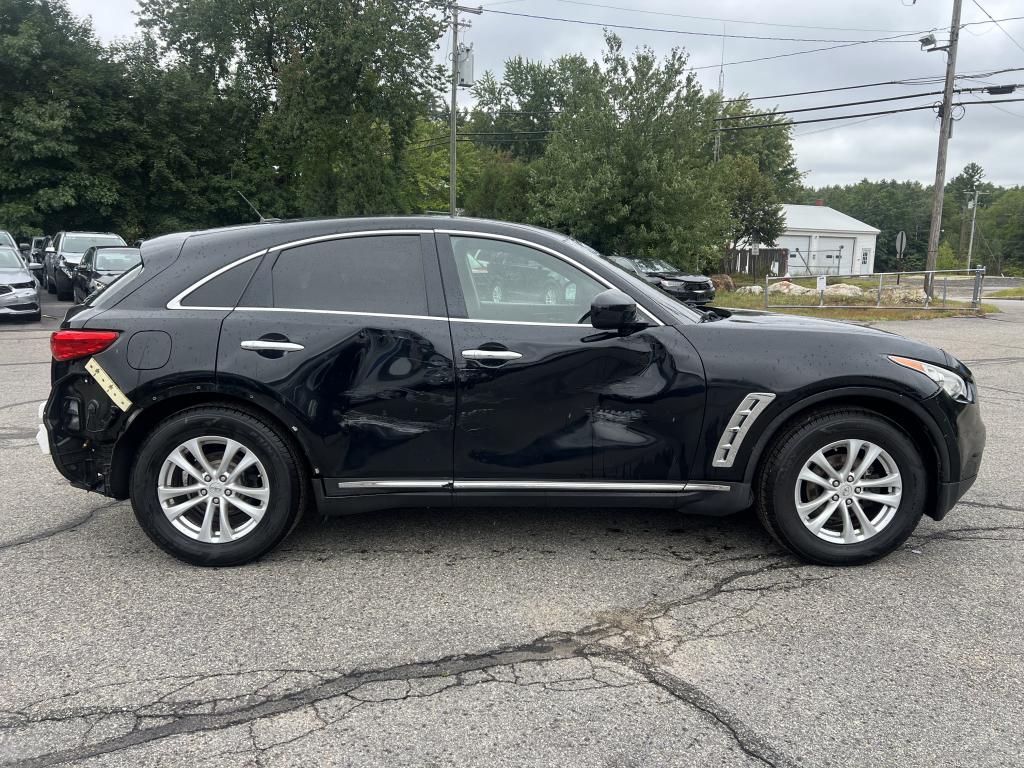 2017 Infiniti QX70