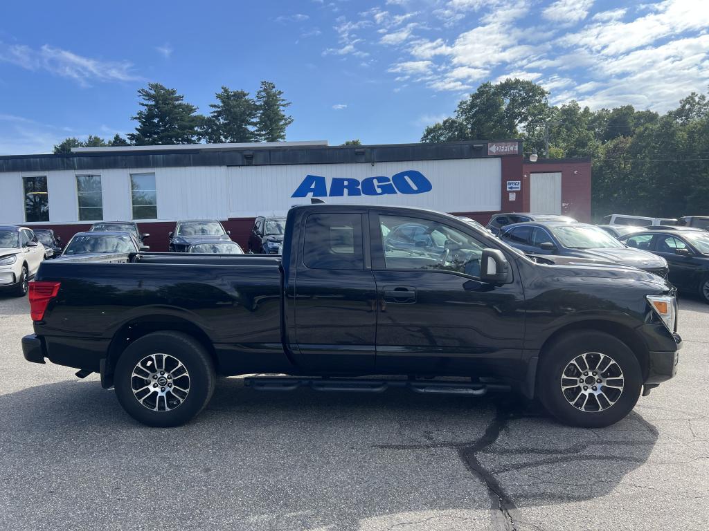 2023 Nissan Titan