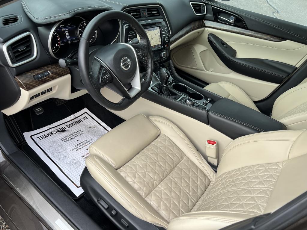 2016 Nissan Maxima