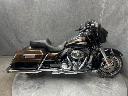 Thumbnail of salvage repairable 2013 Harley-Davidson FLHTK for sale.