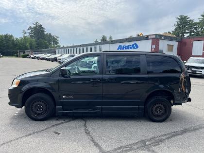 Thumbnail of salvage repairable 2012 Chrysler Grand Caravan for sale.